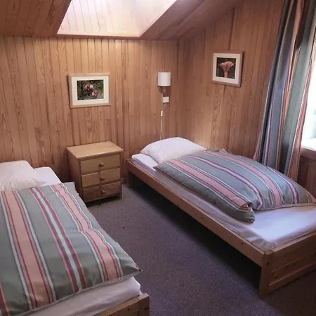 Le Roselin - 3 Pieces Pour 6 Personnes Mae-3311